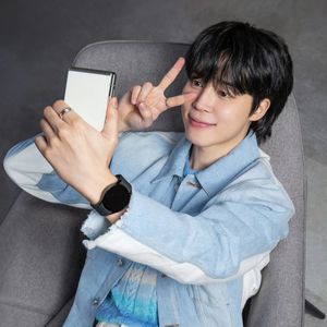 Image post by @samsungmobile on Instagram