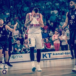 Image post by @dtheis10 on Instagram