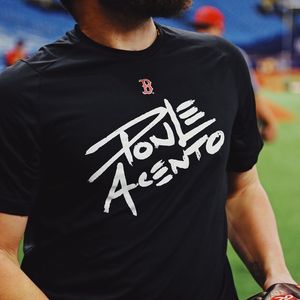 Image post by @redsoxbeisbol on Instagram