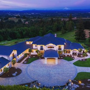 Image post by @christiesrealestate on Instagram