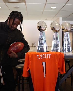 Image post by @broncos on Instagram
