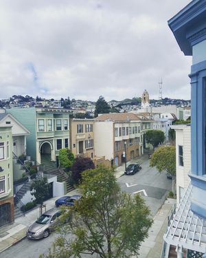 Image post by @onlyinsf on Instagram