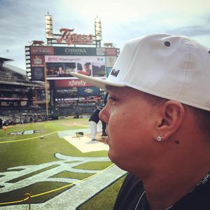 Image post by @lookmomnohands on Instagram