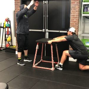 Image post by @apexfitnesscr on Instagram