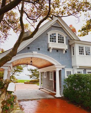 Image post by @kathykuohome on Instagram