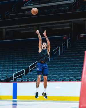 Image post by @kuz on Instagram