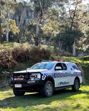 Image post by @victoriapolice on Instagram