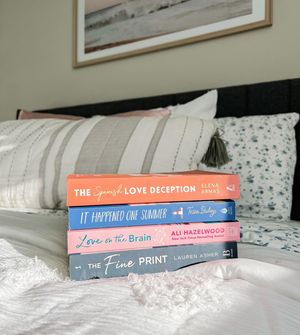 Image post by @blondiereads_ on Instagram