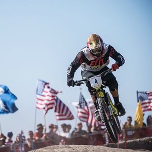 Image post by @foxmtb on Instagram