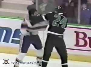 Image post by @hockeyfights on Instagram