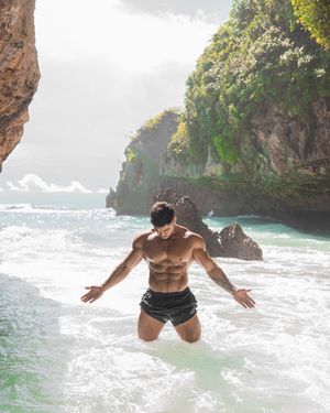 Image post by @nicolasiong on Instagram