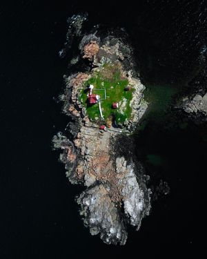 Image post by @dronepals on Instagram