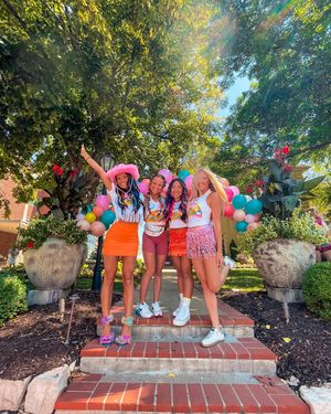 Image post by @chiomegaunl on Instagram