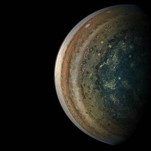 Image post by @nasaartemis on Instagram