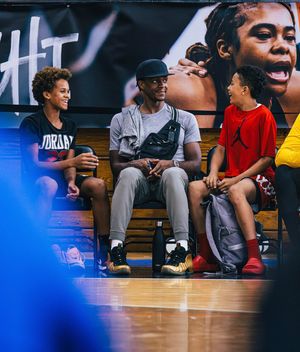Image post by @nikechicago on Instagram