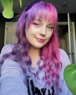 Image post by @AquaFireSalon on Facebook