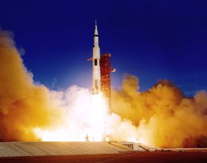 Image post by @nasaartemis on Instagram