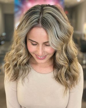 Image post by @studiovasi_salon on Instagram