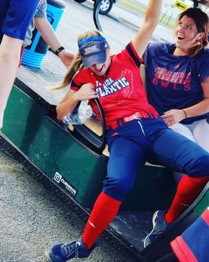 Image post by @fausoftball on Instagram