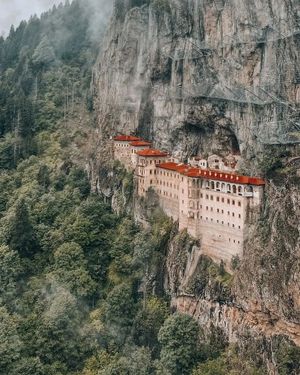 Image post by @fubiz on Instagram