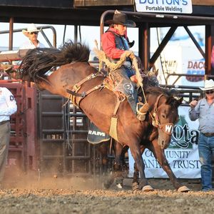 Image post by @mandanrodeo on Instagram