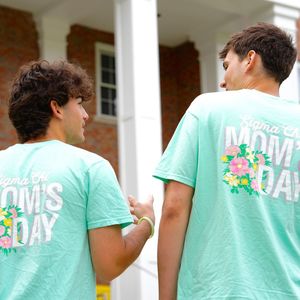 Image post by @universitytees on Instagram