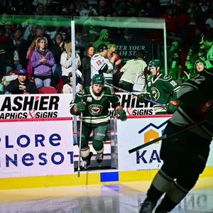 Image post by @iowawild on Instagram