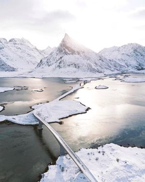 Image post by @dronepals on Instagram