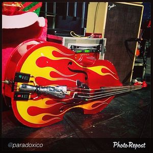 Image post by @thewarfield on Instagram