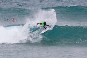 Image post by @wsl.qs on Instagram