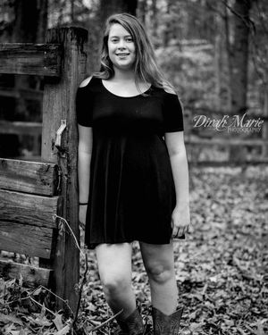Image post by @dinahmariephotography on Instagram