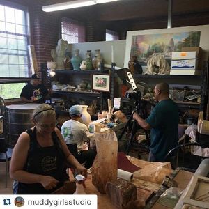 Image post by @westernavearts on Instagram