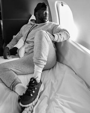 Image post by @kevinhart4real on Instagram