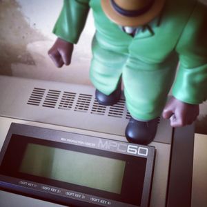 Image post by @bagoftrix on Instagram