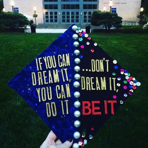Image post by @hofstrau on Instagram