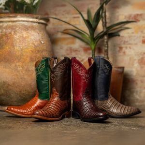 Image post by @tonylamaboots on Instagram
