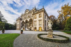 Image post by @christiesrealestate on Instagram