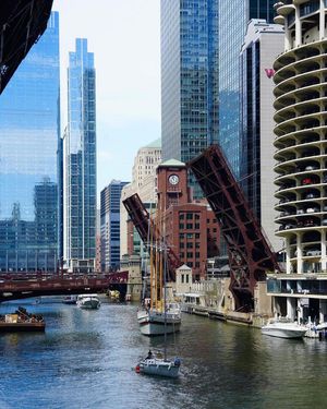 Image post by @chicago.explore on Instagram