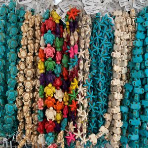 Image post by @beadcache on Instagram