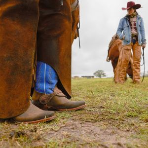 Image post by @justinboots_ on Instagram