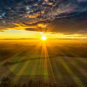 Image post by @JustinPotterPhotography on Facebook