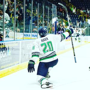 Image post by @fl_everblades on Instagram