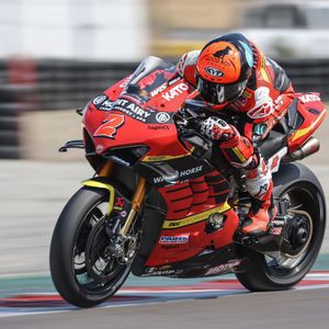Image post by @motoamerica on Instagram