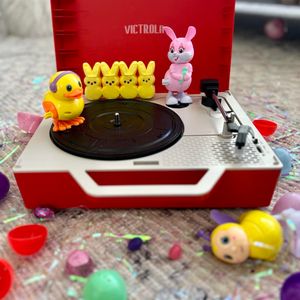 Image post by @victrolaplayers on Instagram
