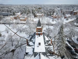 Image post by @uofnh on Instagram