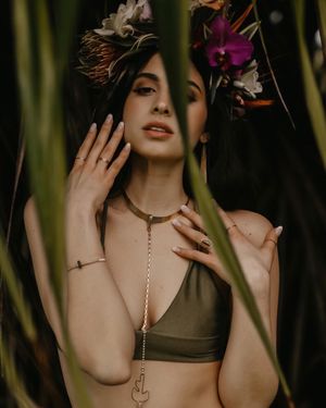 Image post by @kaikinibikinis on Instagram