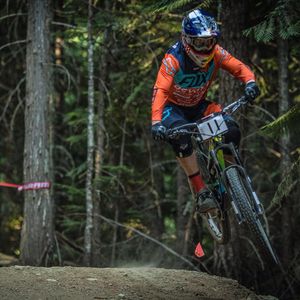Image post by @foxmtb on Instagram
