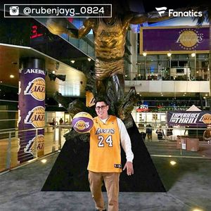 Image post by @fanatics on Instagram