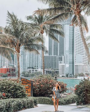 Image post by @belowthesamesun on Instagram
