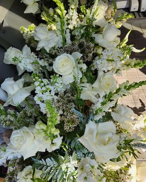Image post by @flowergardenatl on Instagram